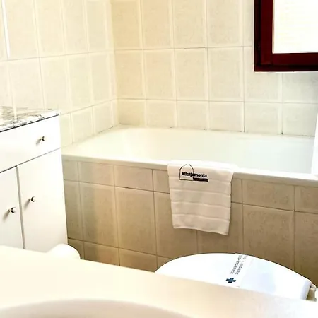En Enveitg, Montana Park Apartman *